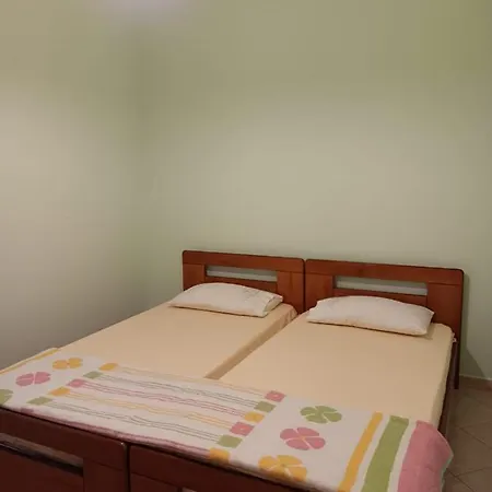 Lovely Large Summer Next To Lungomare *